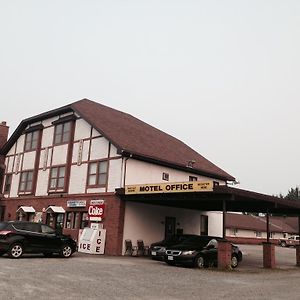 Englehart Motel